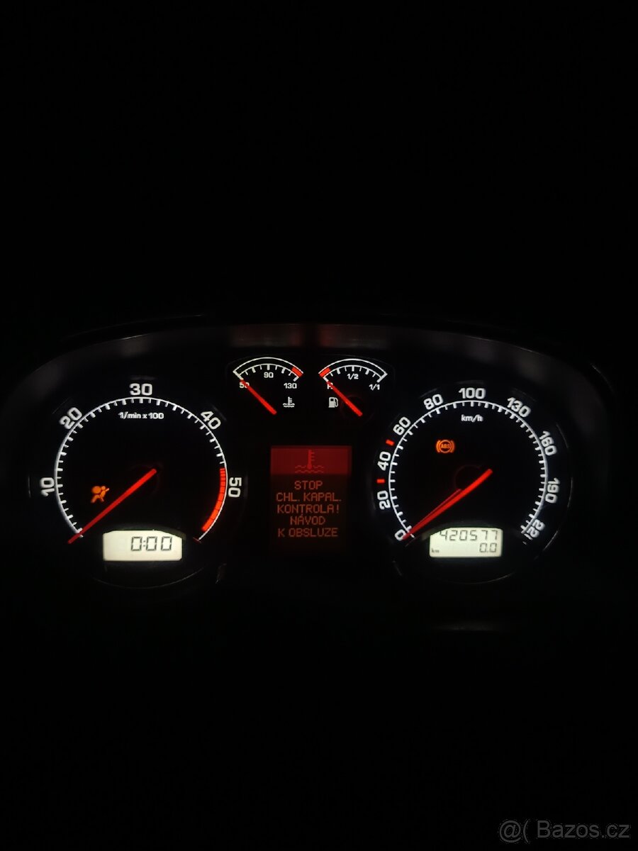 O1 Maxidot Budíky Podle Vaší Představy.
+ Instace do auta.d