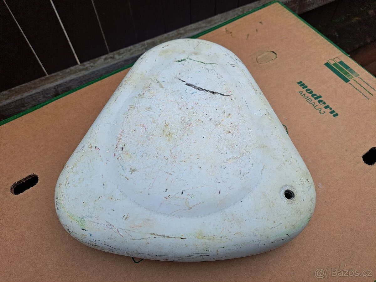 Jawa 250 350 Pérák Janeček - kastlík schánka nářadí