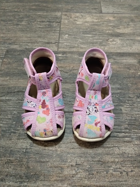 Dětské boty/sandálky č. 21
