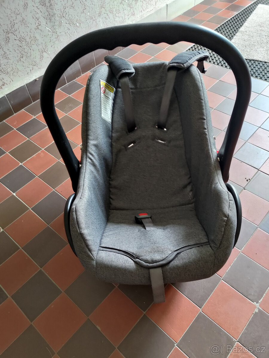 autosedačka vajíčko