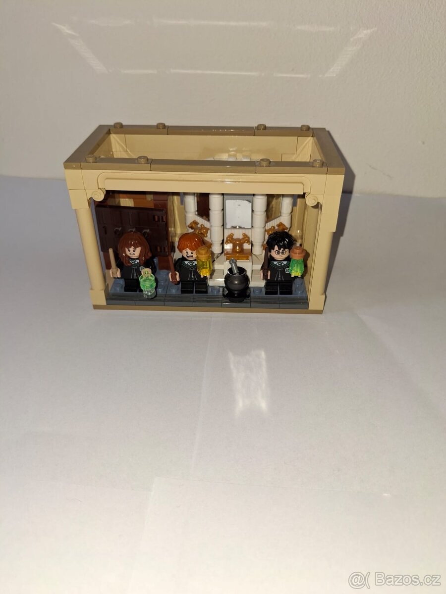 LEGO Harry Potter 76386 Bradavice: omyl s Mnoholičným lektva