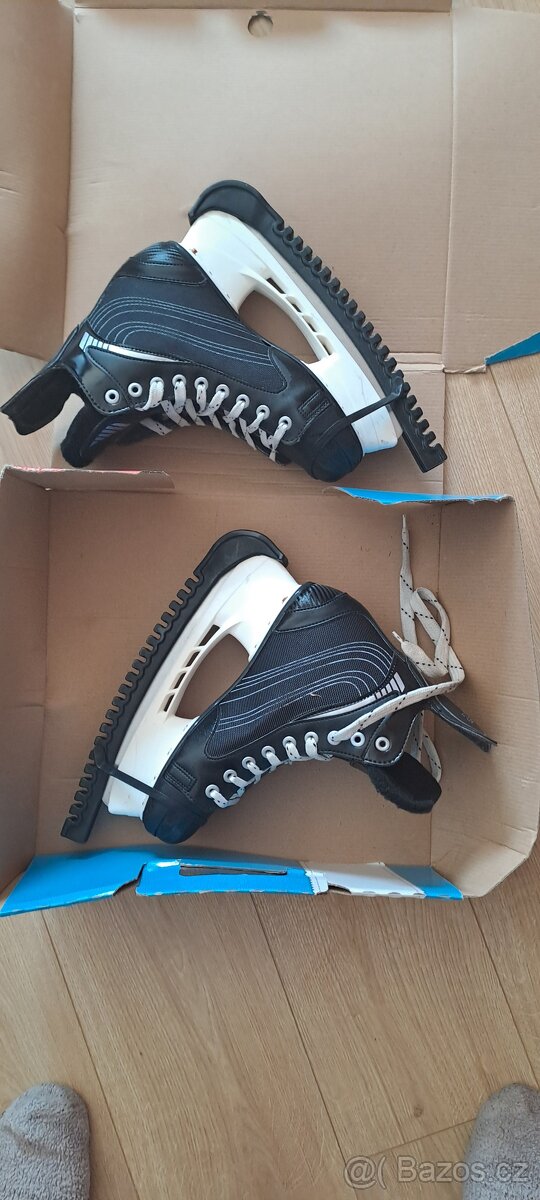 Prodám chlapecké brusle vel. 39
