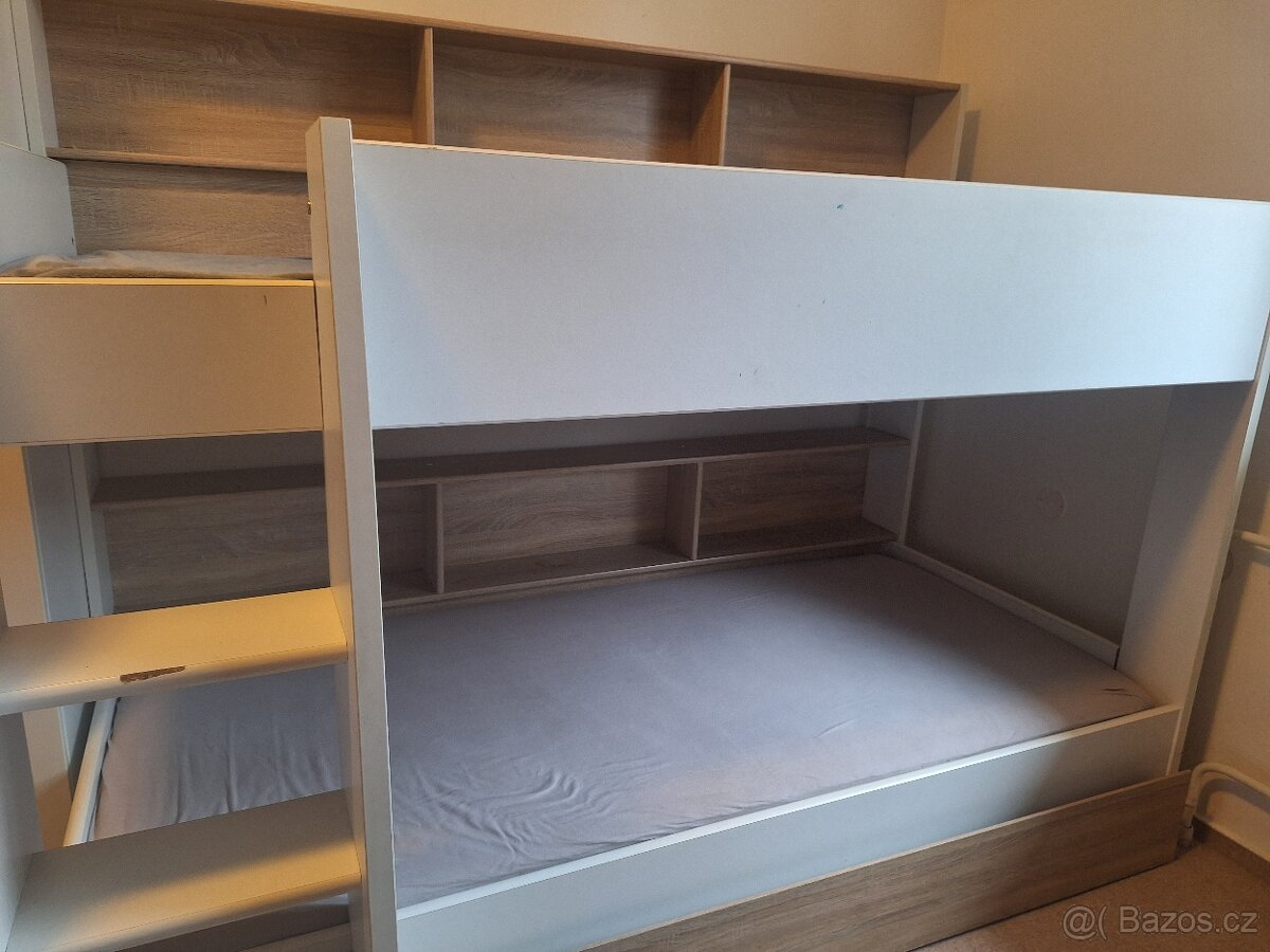 Daruji za odvoz dvě patrové postele