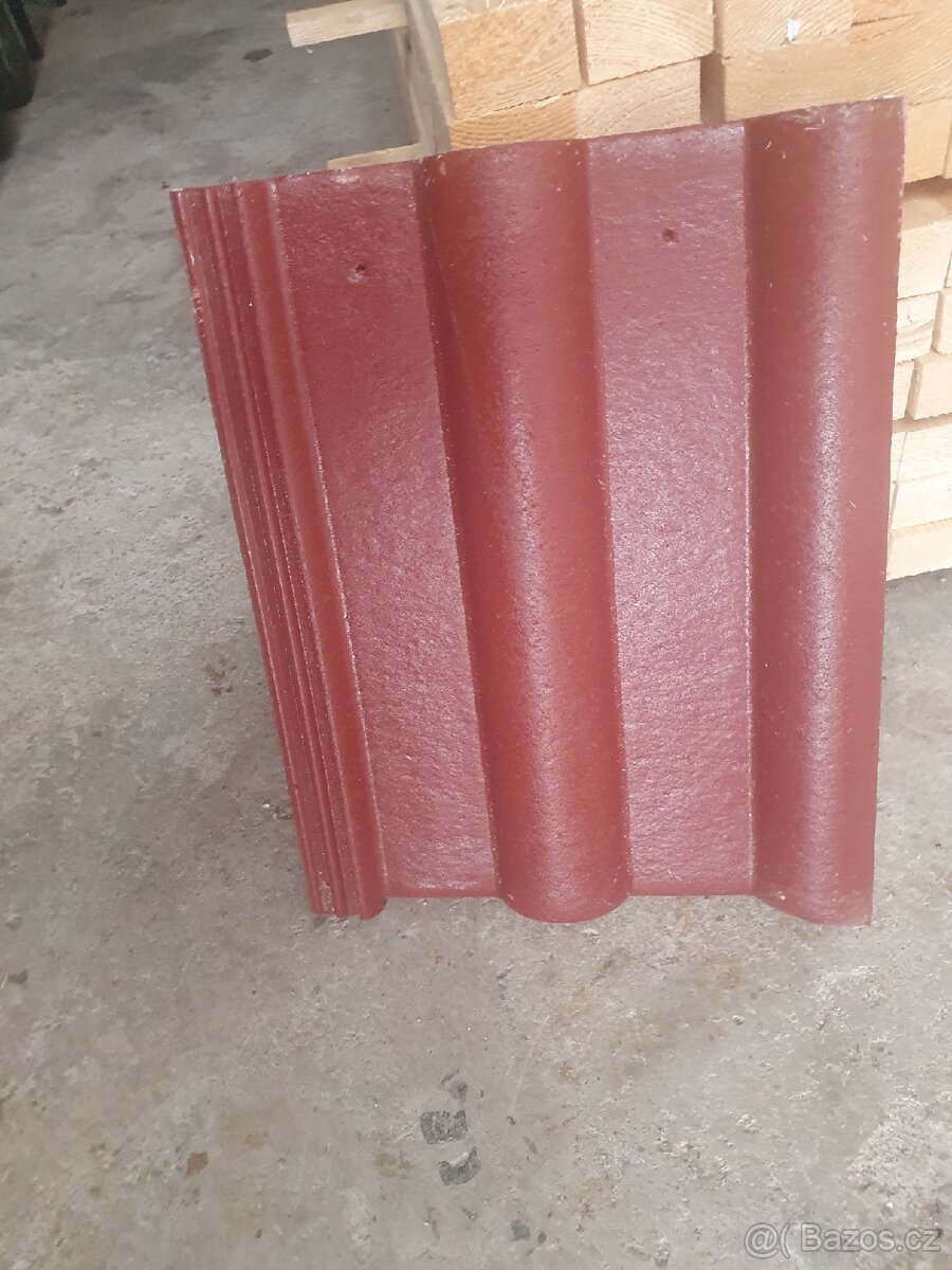 Prodám tašky a latě