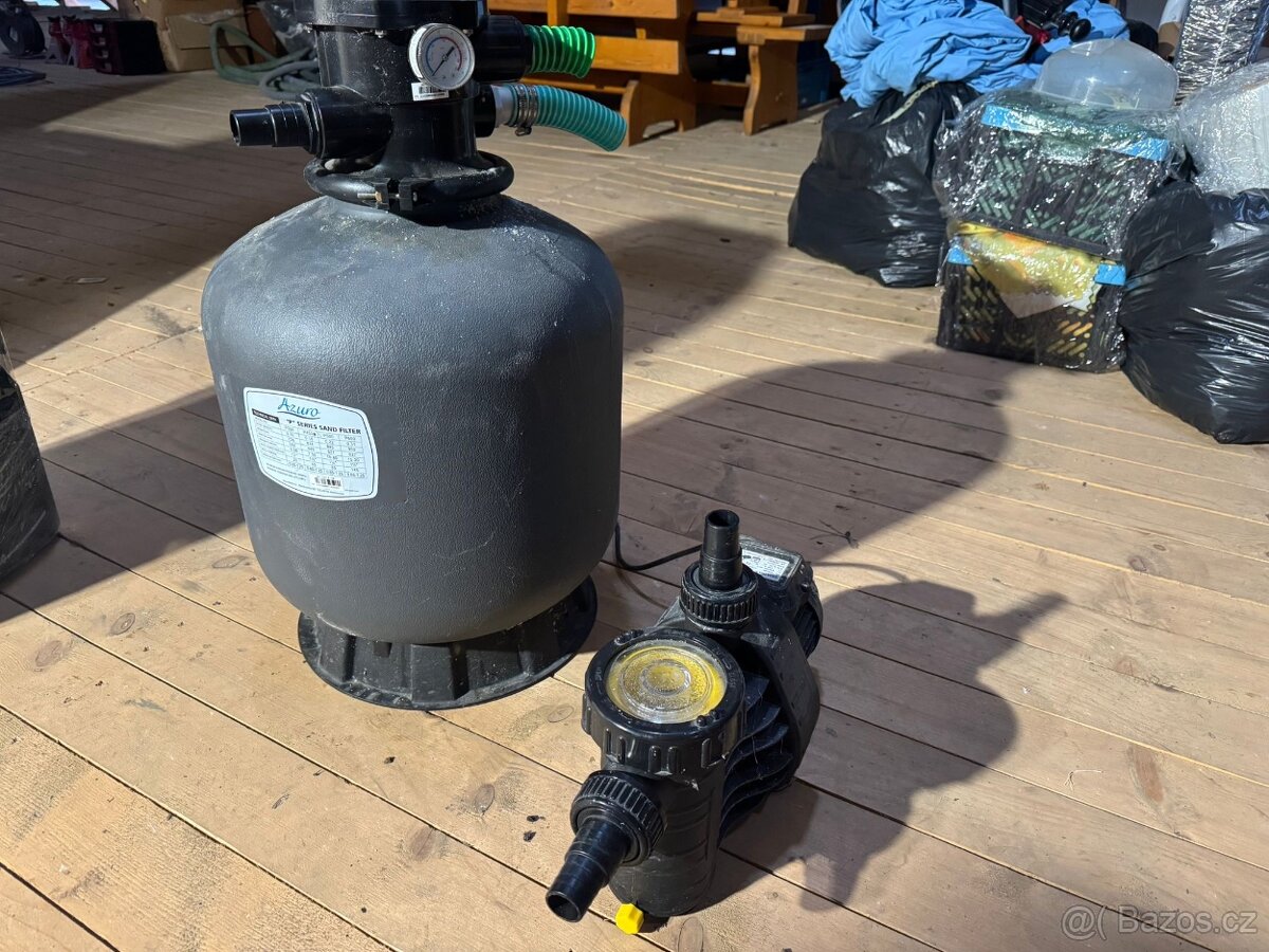 Bazénová filtrace s čerpadlem