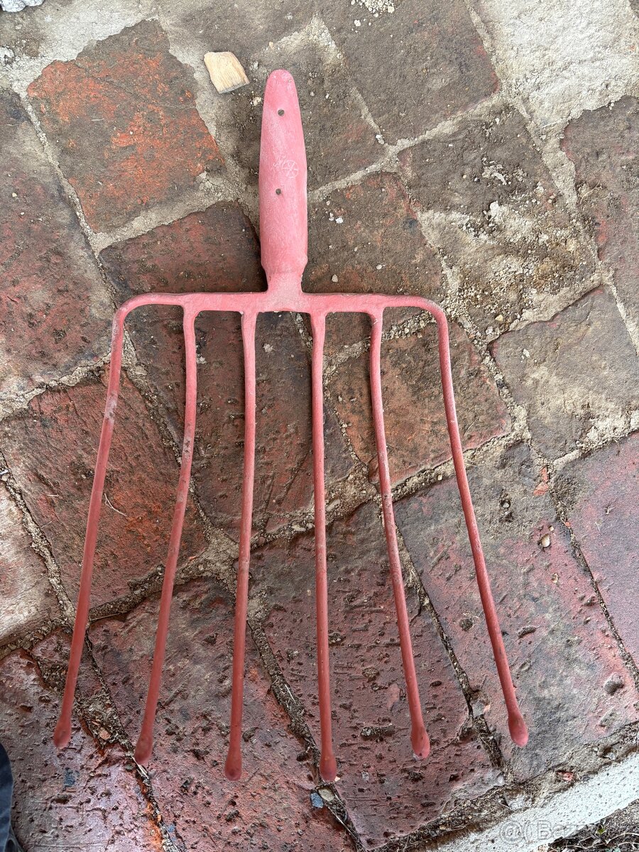 Vidle na uhlí / kamenivo