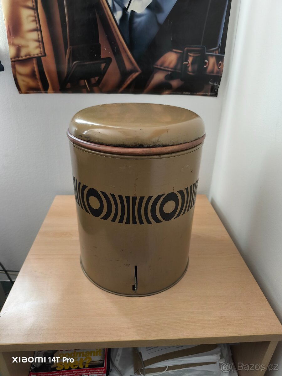 Retro odpadkový koš