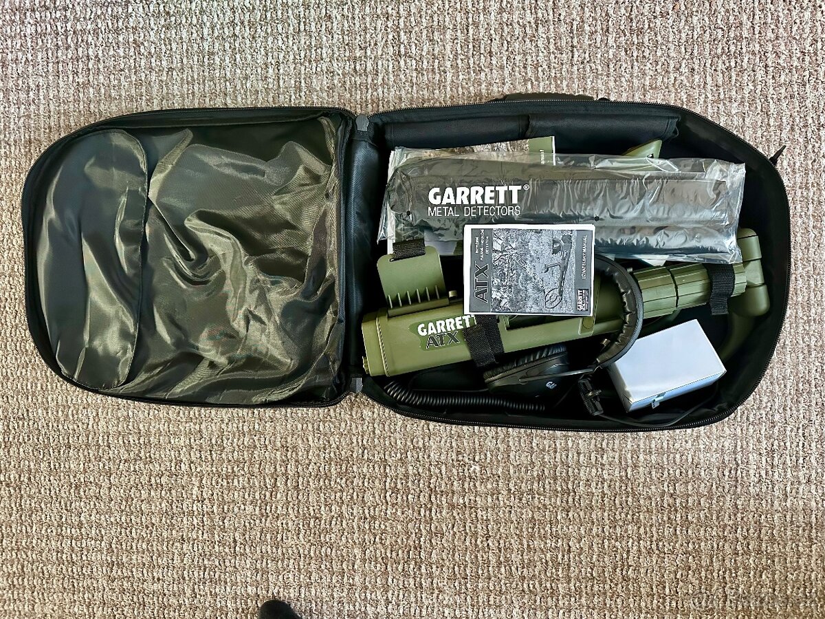 Detektor kovů Garrett ATX