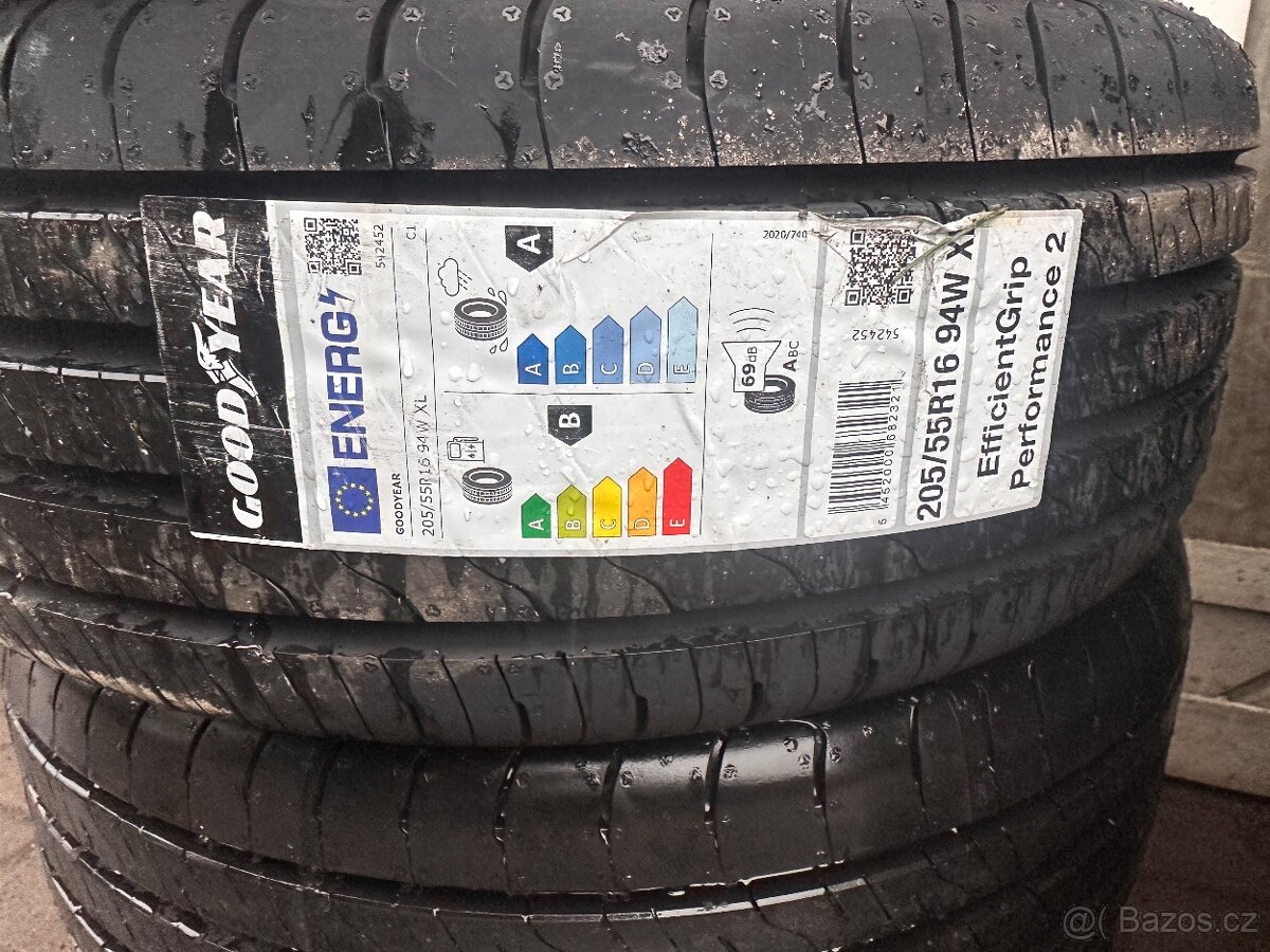 Good year 205/55 r16 nove pneu dot 2024
