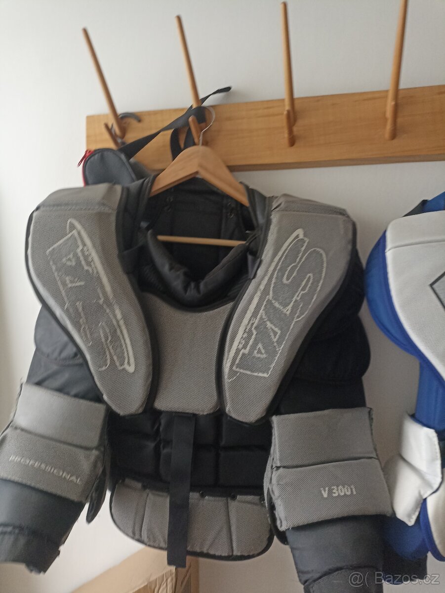 Brankařská vesta STA  vel. ml žák, boy