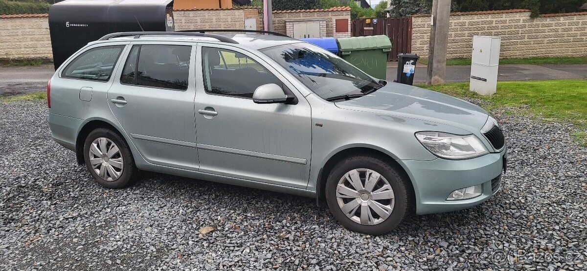 Škoda Octavia combi II 2.0 TDI 103KW rv 2012 Elegance-CZ-TOP
