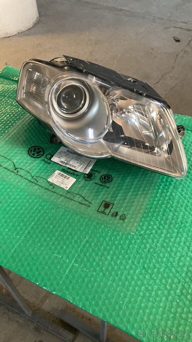Přední pravé světlo Vw Passat B6
