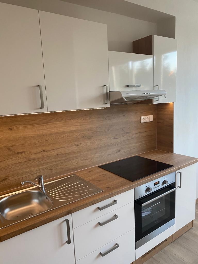 Pronájem bytu 2+1 67m2 Dlouhá Třída Havířov