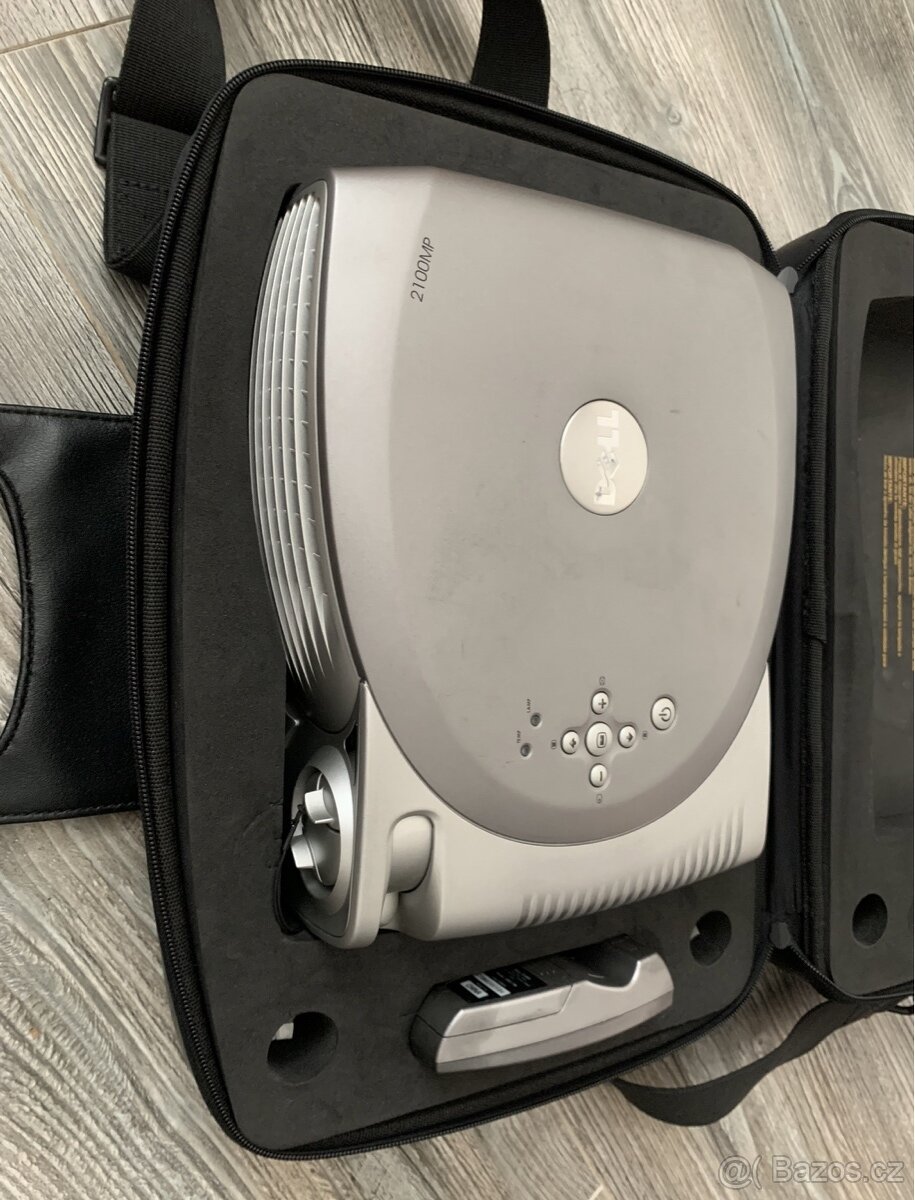Projektor Dell 2100MP