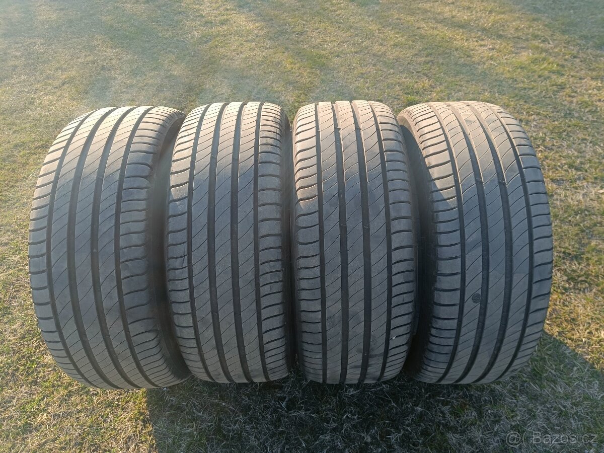 Prodám gumy Michelin