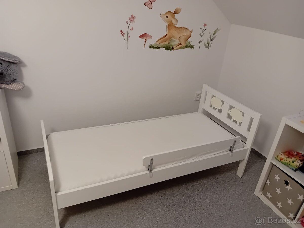 Dětská postýlka 160 x 70 cm + rošt + matrace