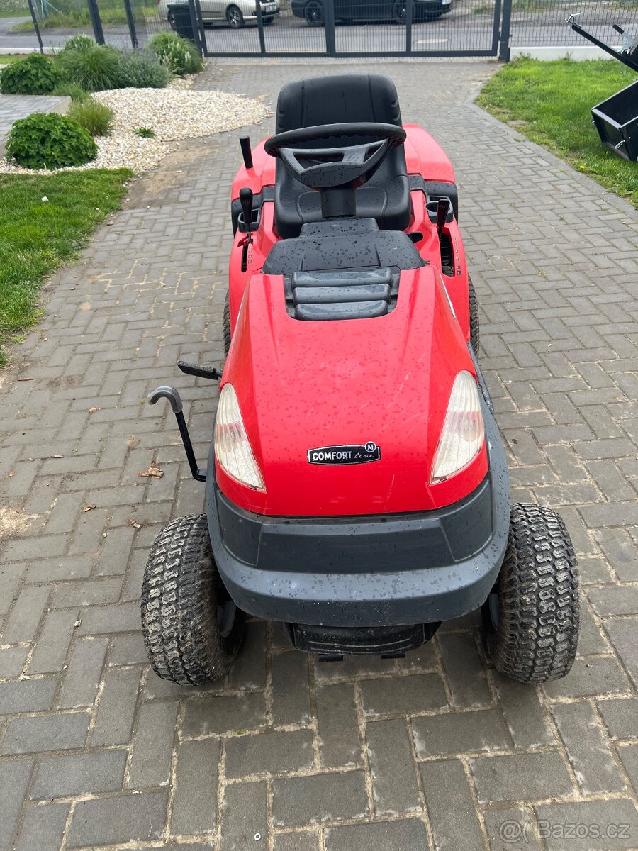 Zahradní traktor Castel Garden XDC 140