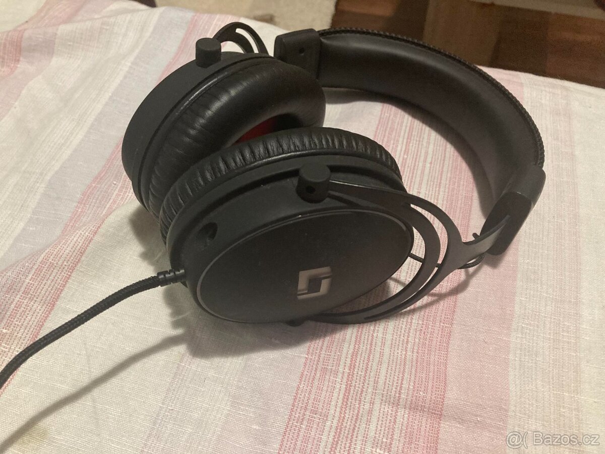 Herní sluchátka Lioncast LX55