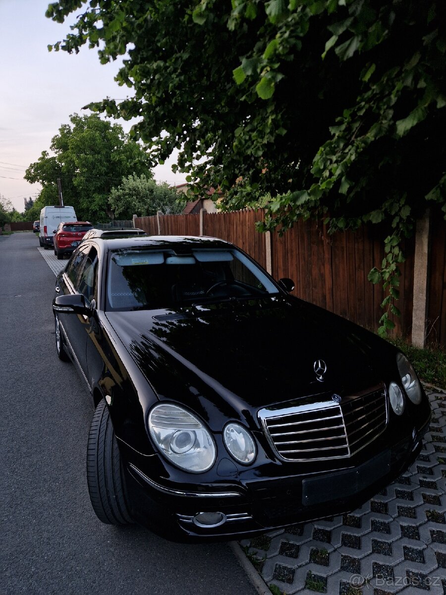 Mercedes-Benz E280
STK: nová bude