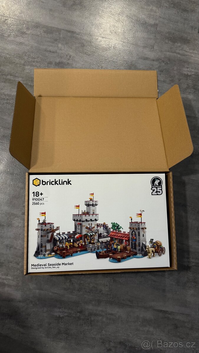 Lego Medieval Seaside Market