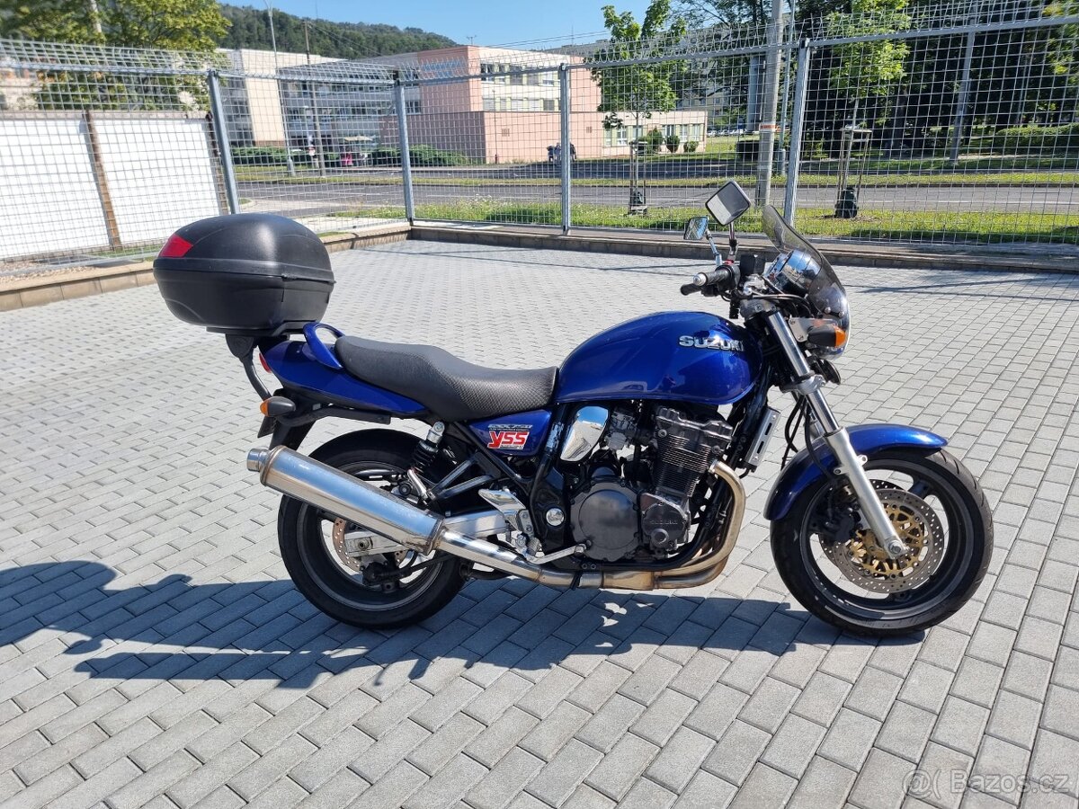 Suzuki Inazuma 750