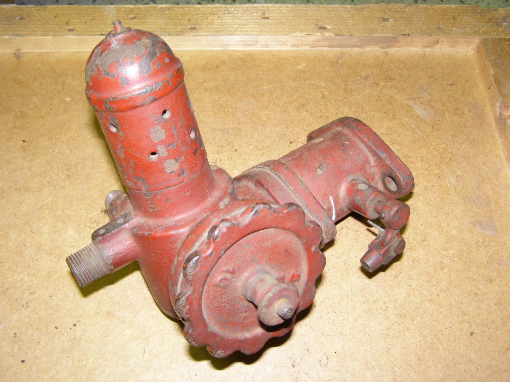 Prodám karburátor z motoru Wichterle - Kovářík