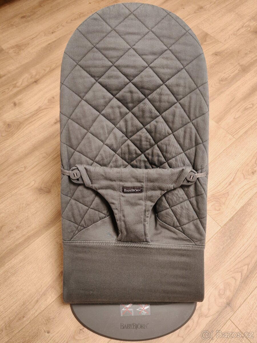 Lehátko pro miminko Babybjorn