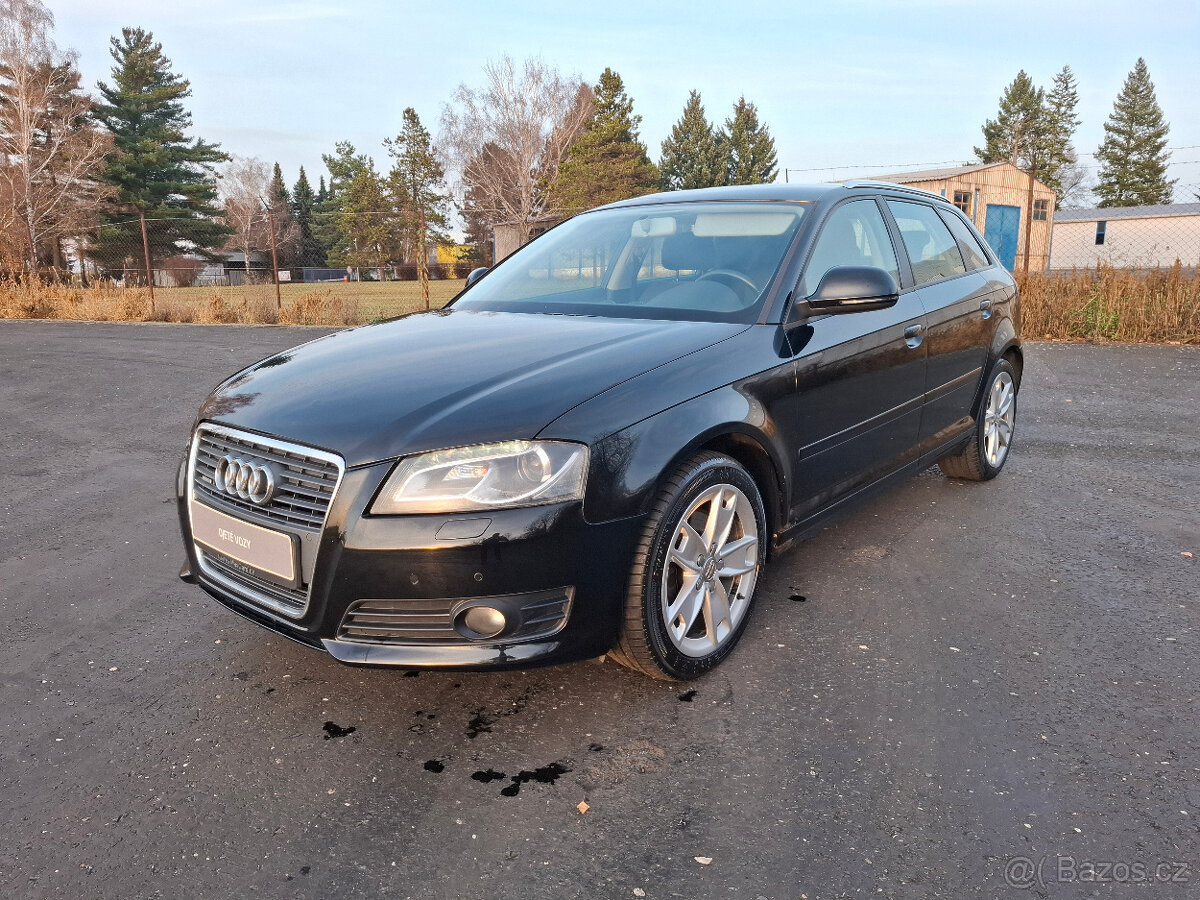 Audi A3 Sportback 2.0TDi 103kW,4x4,aut.klima,senzory