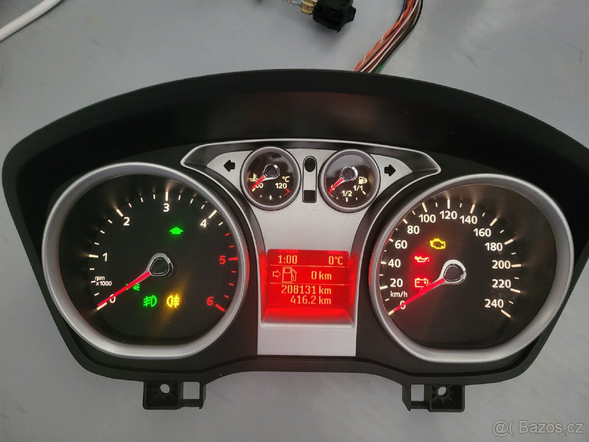 Přístrojová deska Ford Focus, Focus C-Max