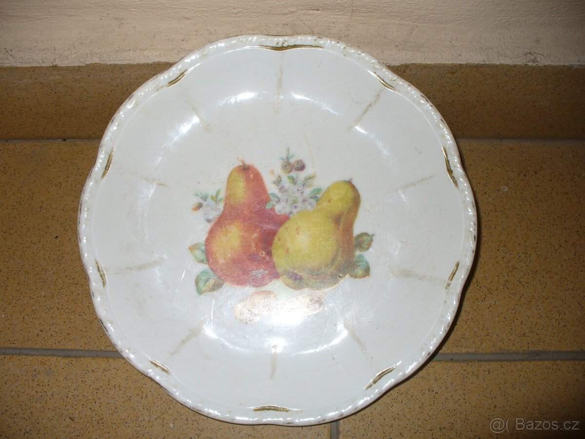 okrasný talíř