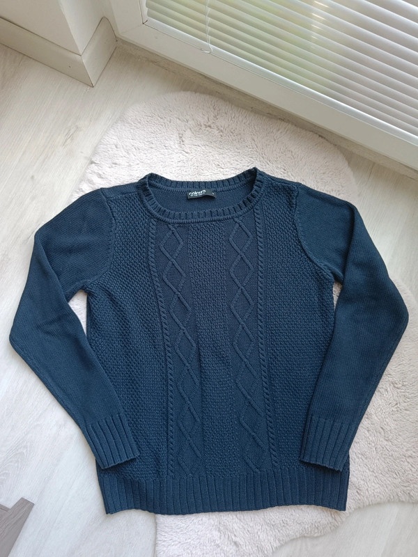 Dámský tmavě modrý svetr s copánkovým vzorem, vel. M