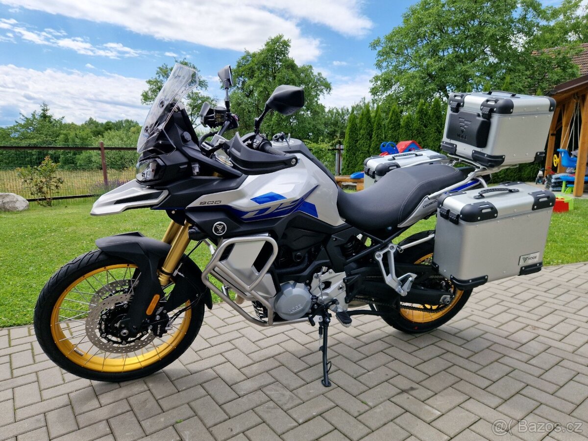 VOGE 900 DSX ADVENTURE BLUE + 3 kufry - nový, záruka 4 roky