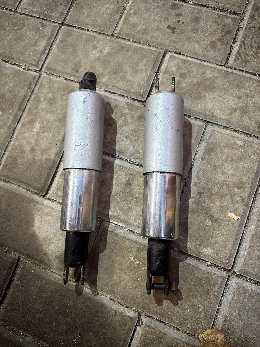 Zadní tlumiče jawa 250