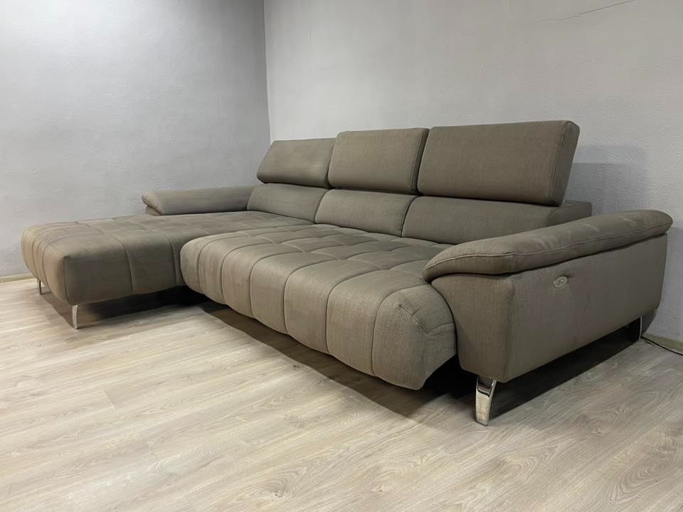 Sedací souprava - elektrický výsuv na spaní