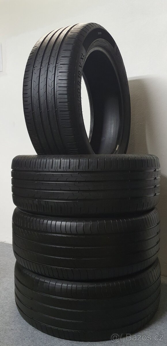 4x -- 235/50 R19 Letní pneu Michelin / Continental --