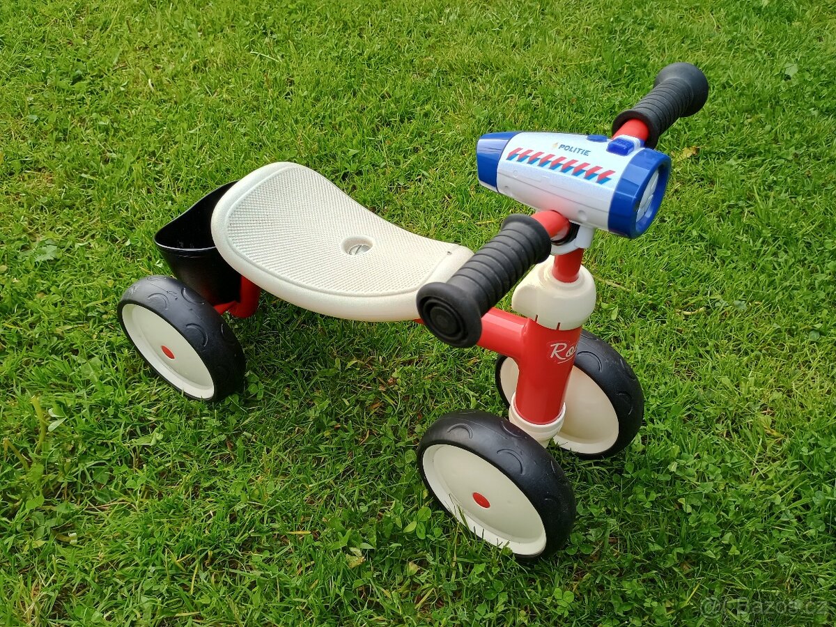 Odrážedlo Smoby