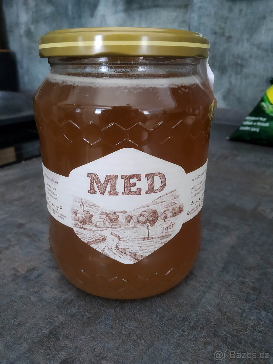 Včelí med. Přímo od včelaře