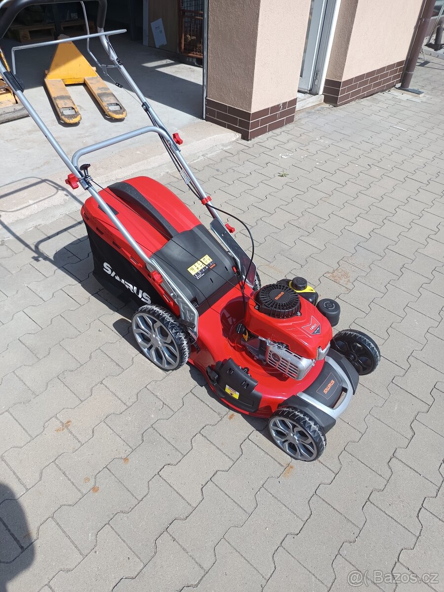 Benzínová sekačka