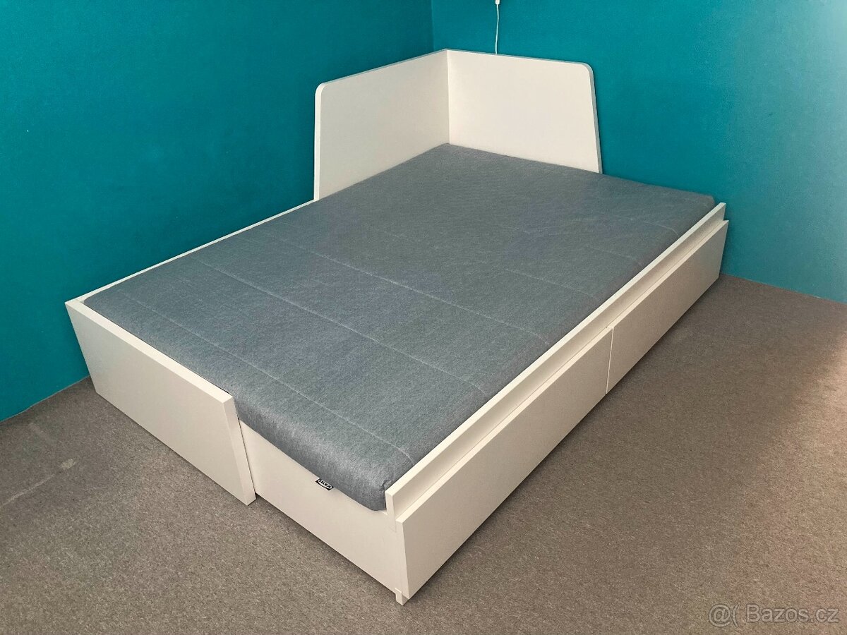 Postel ikea flekke bílá