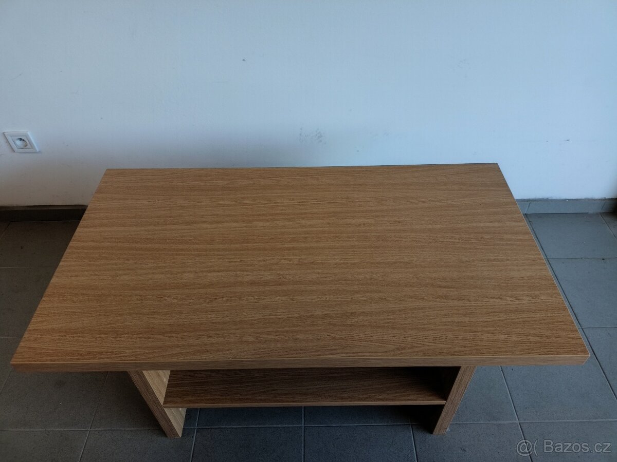 Konferenční stolek