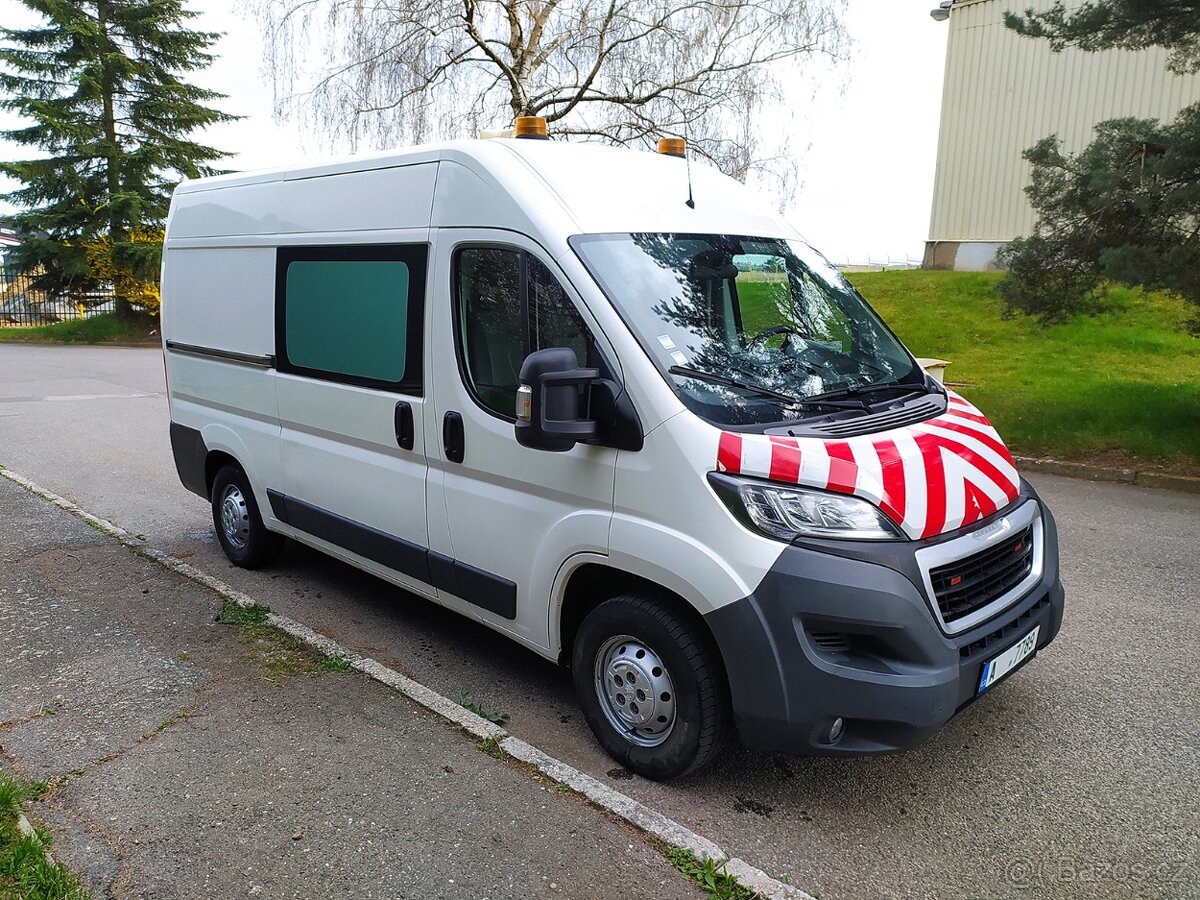 Pojízdná dílna s vestavbou Peugeot Boxer L2H2