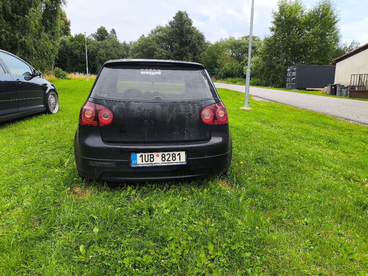 VW Golf 5 1.9 TDI BKC – díly / vcelku