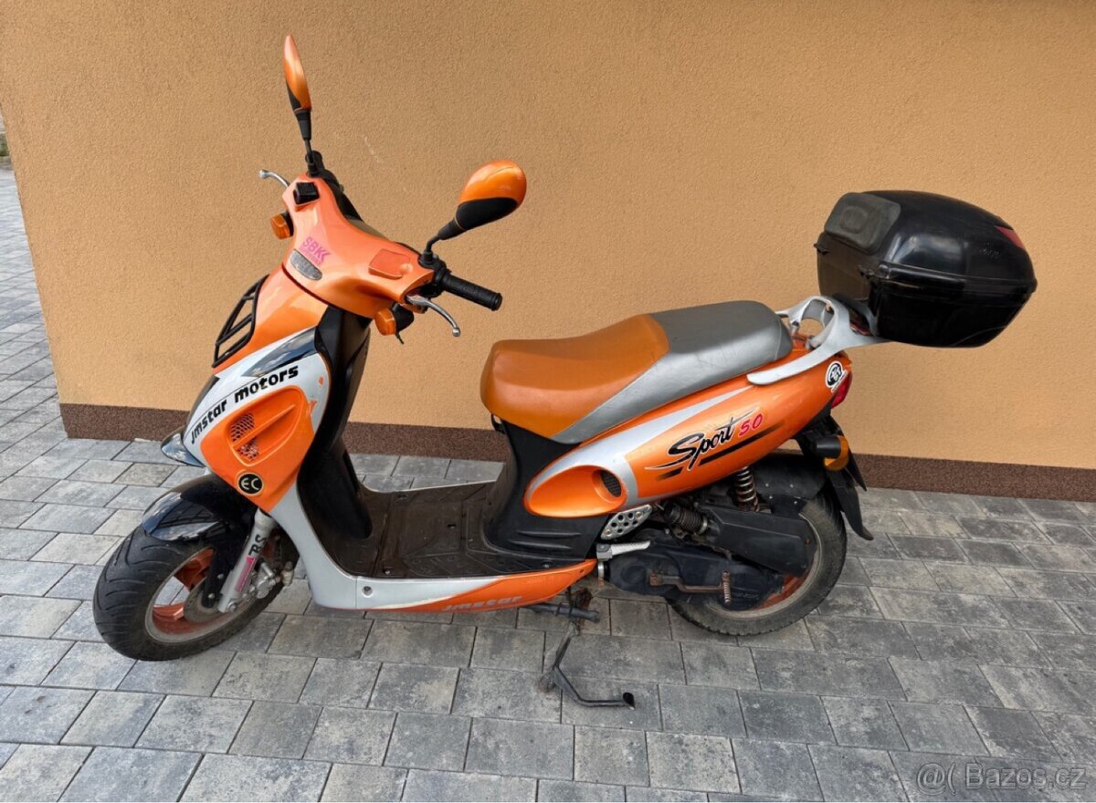 Skútr 50ccm