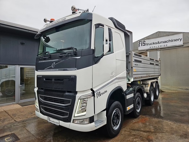 VOLVO FH 13 500 8x4 třístranný sklápěč