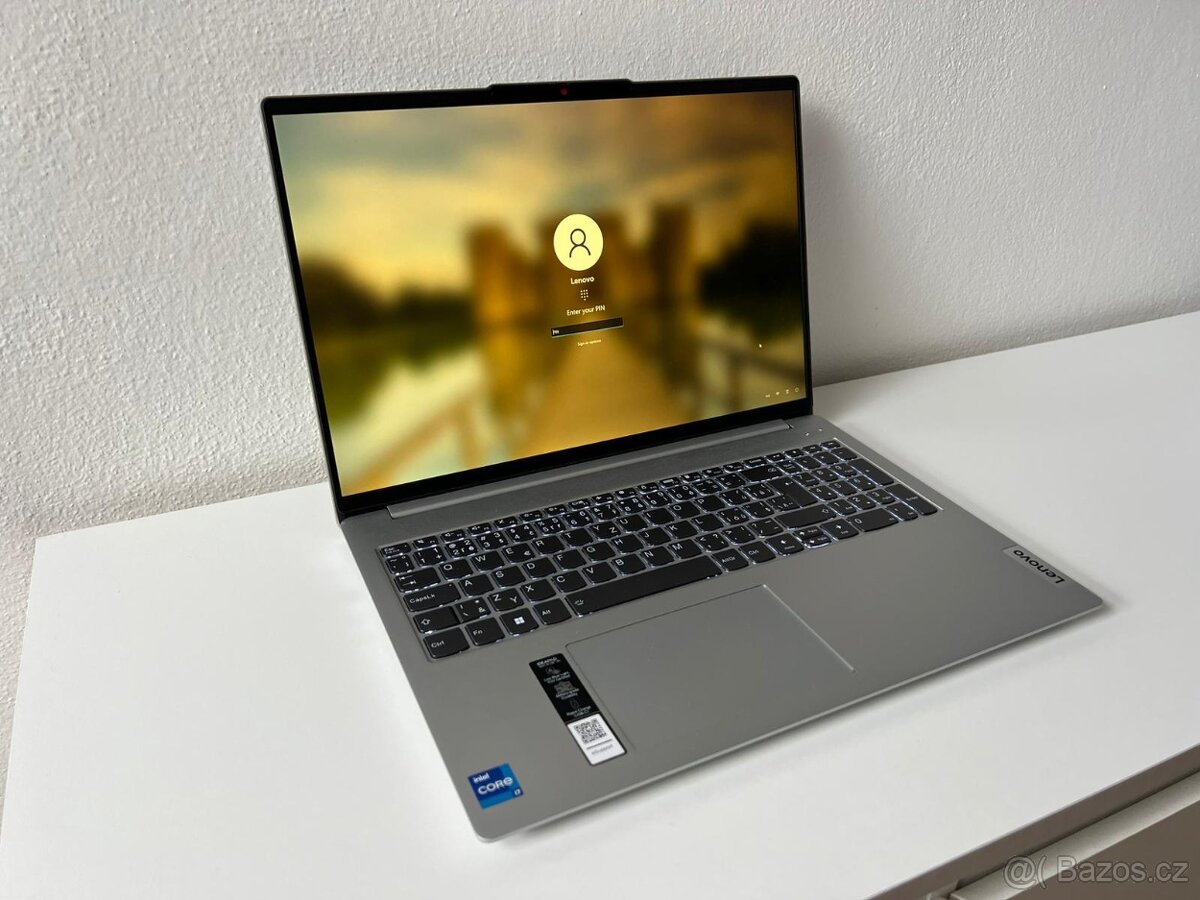 Lenovo IdeaPad Slim 5 16IRL8 Cloud Grey celokovový