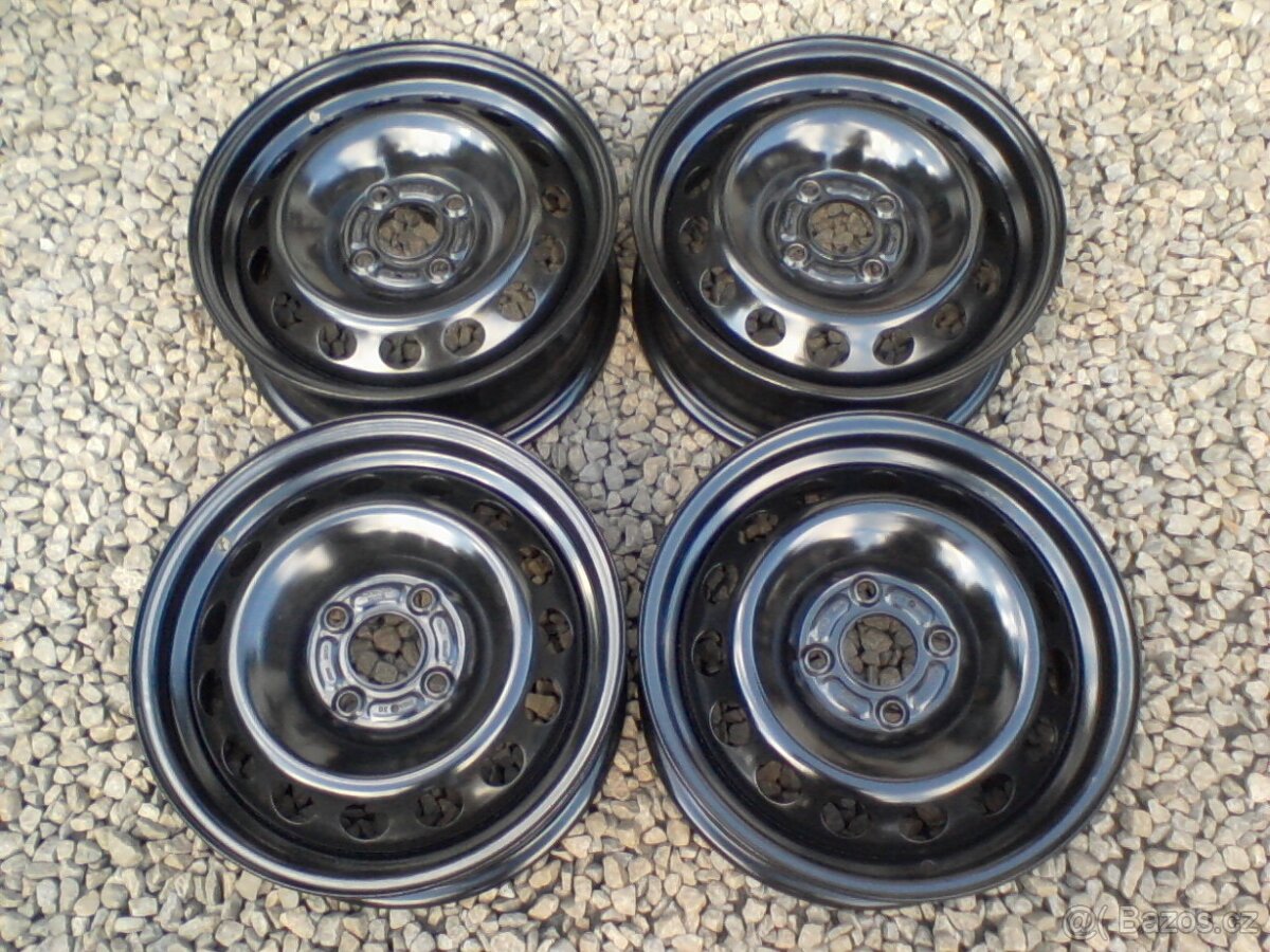 15 plechové disky Ford EcoSport (2014-18),B-Max,Courier