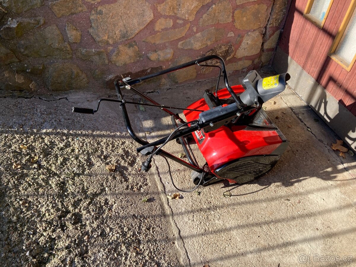 Elektrická sněžná fréza HECHT 9161