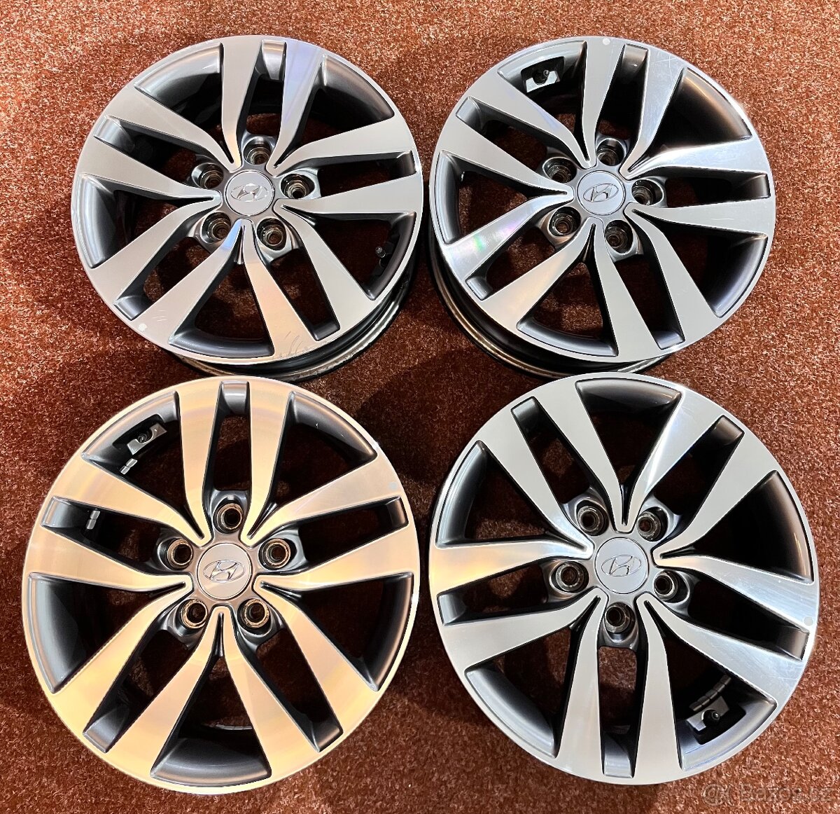 5x114.3 R16 originál disky Hyundai i30