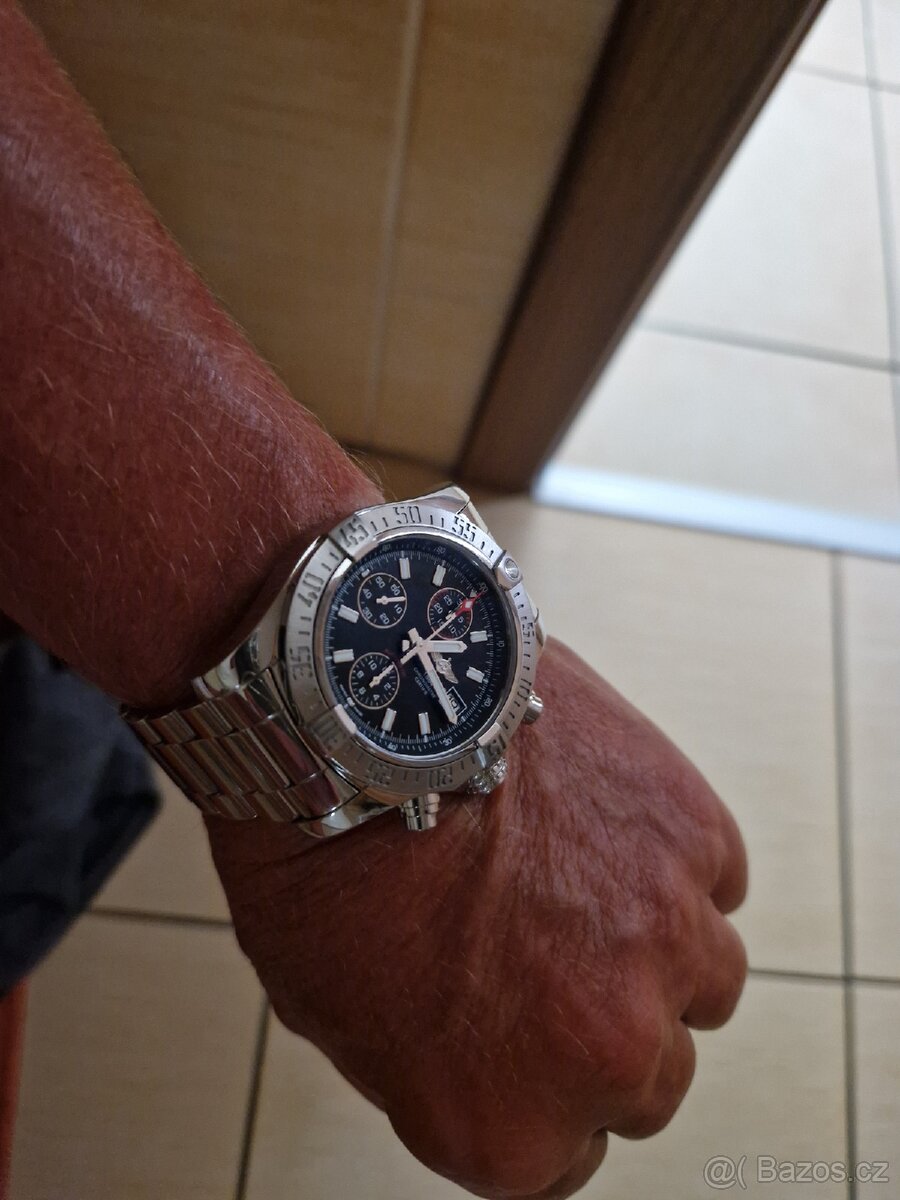 Breitling Avenger 2 Chronograf
