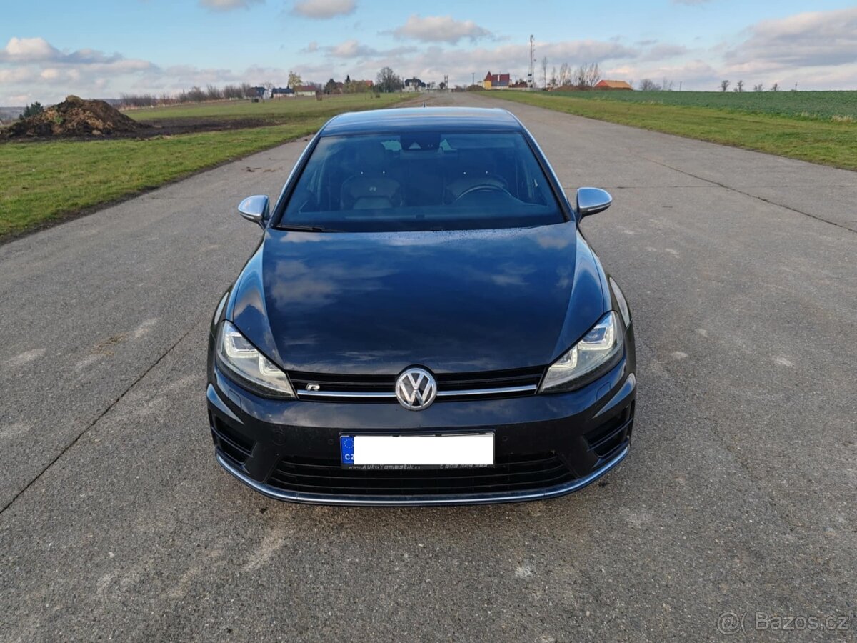 Volkswagen Golf R 2.0 TSI 221 kW – 2014